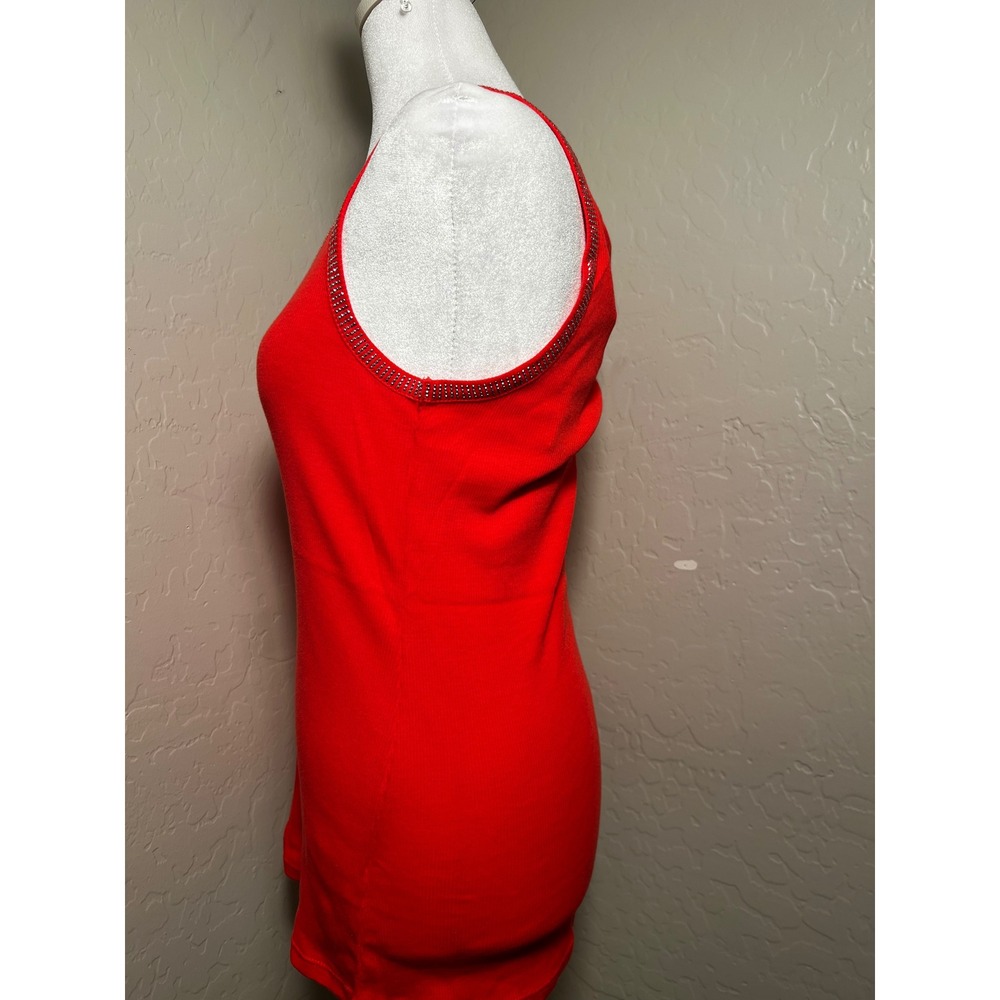Jeans by Buffalo Red Ribbed Studded Scoop Neck Tank Top NWT Size M - Picture 3 of 6